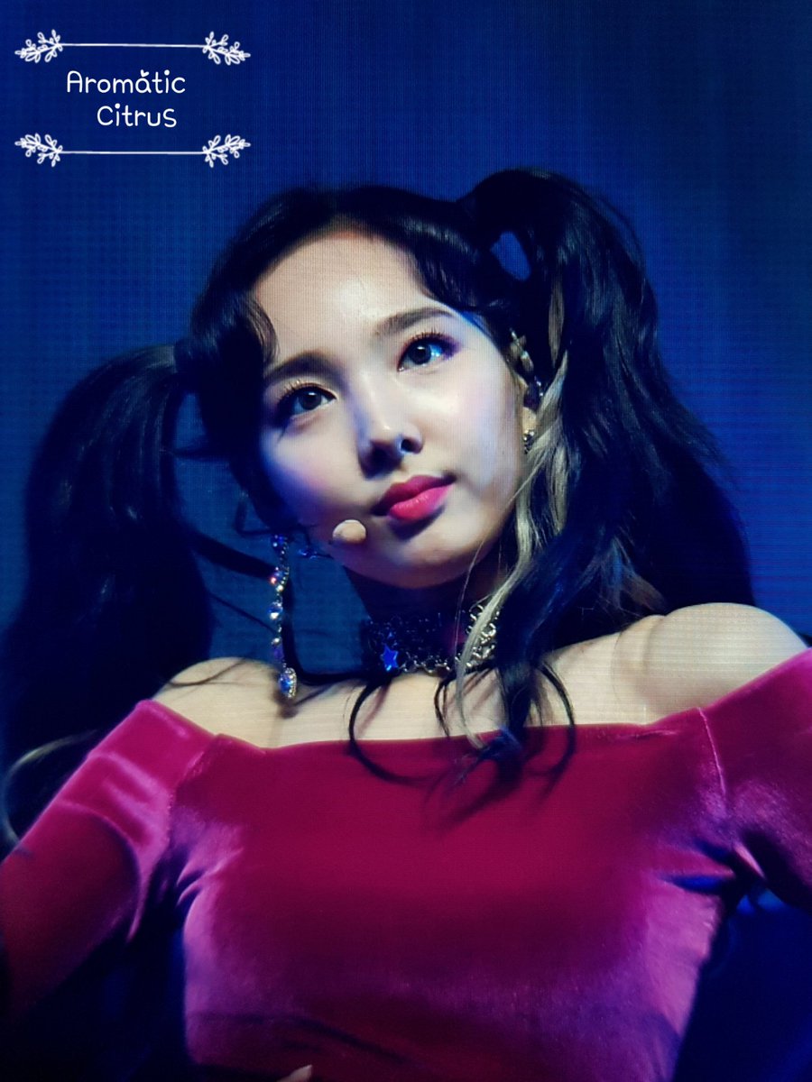 Aromatic_Citrus's tweet photo. 180409 What is Love #Show_Case 프리뷰
고유나연 아주 좋아ㅎㅎ
#NAYEON #나연 #ナヨン #娜璉
#TWICE #트와이스 #トゥワイス https://t.co/EDztCEV2yb