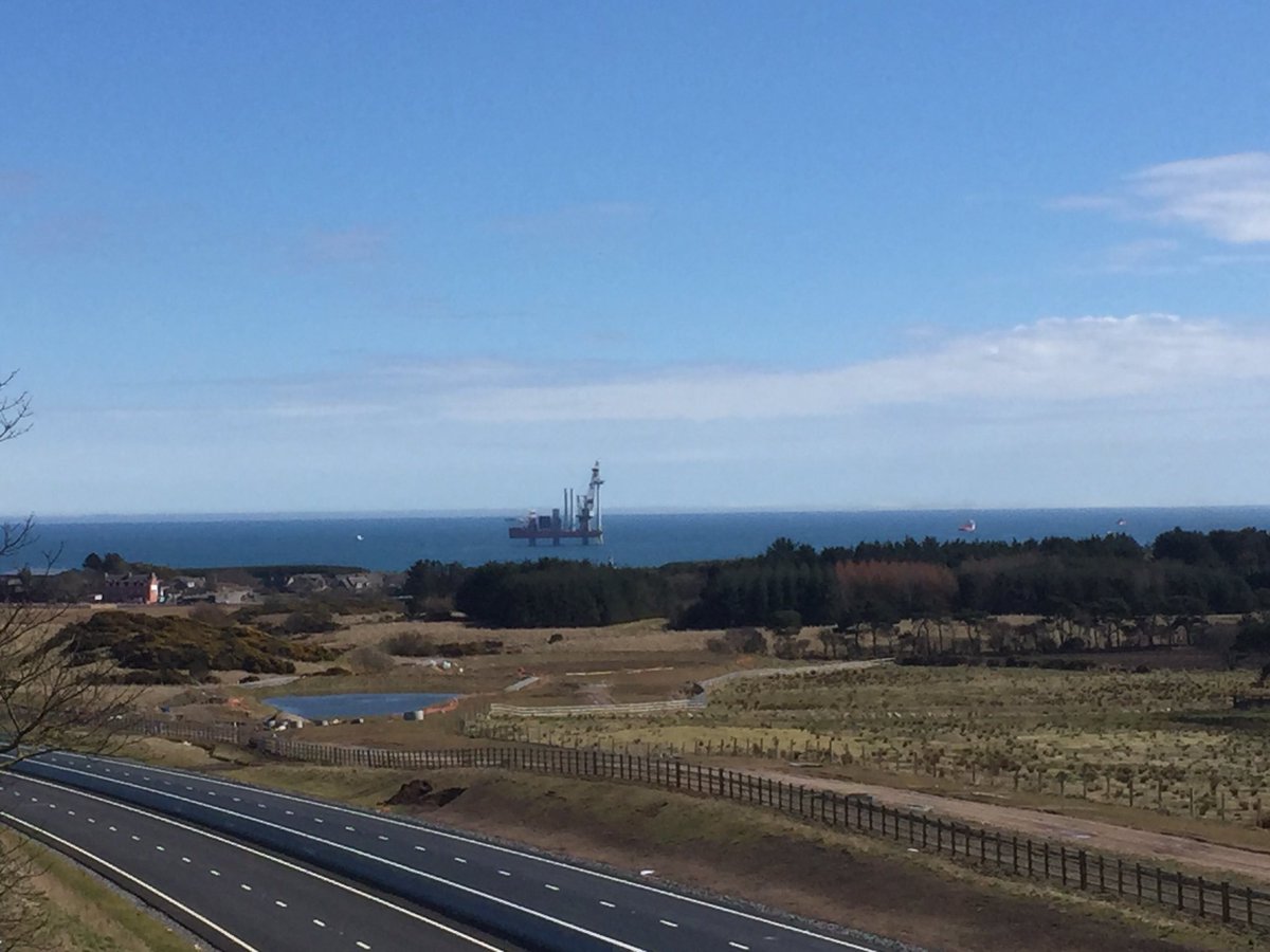 UtilityROV's tweet photo. In Aberdeen for a meeting today. Spotted a great view of @VattenfallUK Aberdeen wind farm getting the first tower installed. #offshorewind https://t.co/eiU0BJcLMb