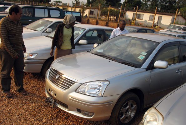 DailyMonitor's tweet photo. What is your take on the plan by the Uganda government to ban the importation of cars that are more than 8 years old? #NTVNews https://t.co/mQxRN6AOuE