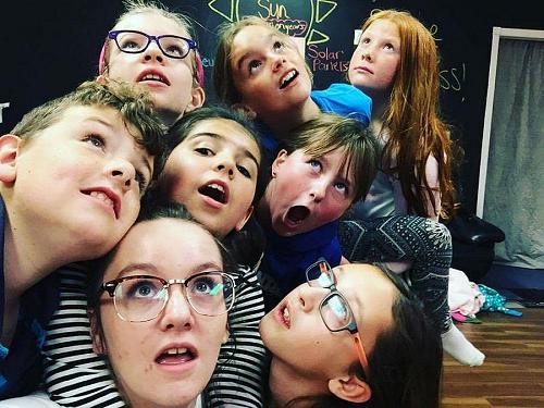 kawarthaNOW's tweet image. Young entrepreneurs wanted for Summer Company startup ideas. Students 15-29 can submit applications until May 19th for Ont gov't program delivered locally through @PtboEcDev in #Ptbo &amp;amp; @klsbec in #Lindsay - kawarthanow.com/2018/04/09/sum…