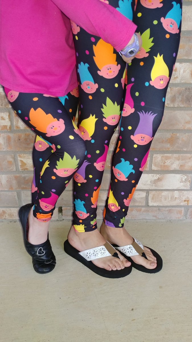 ArmyBrat_2018's tweet photo. #ArmyBratBoutique #Leggings #Trolls #Leggingsarepants #Legginglovers https://t.co/6CQ3fq99qX
