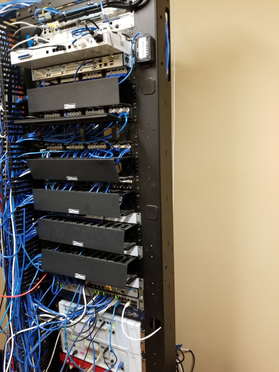 CablingAustin's tweet image. #StructuredCablingContractor #CableInstaller #TelecomWiringQuote  #NetworkCablingServices call Austin Cabling Systems for a free affordable #offoceCabling quote! 512-574-1288 email for more #StructuredCablingServices AustinCablingSystems.com