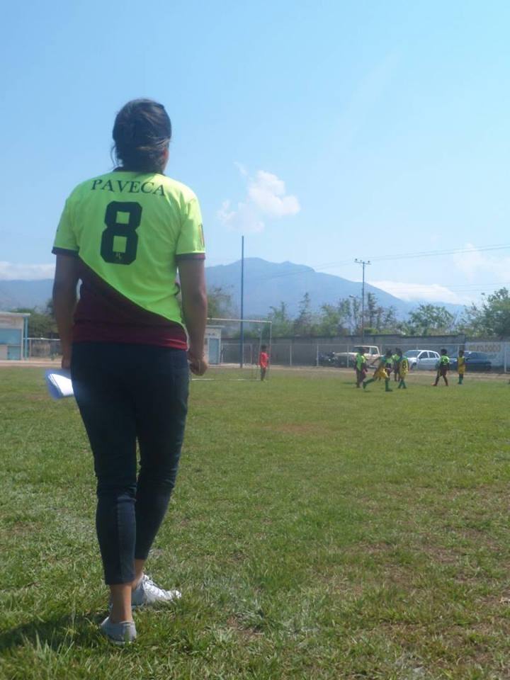 EMF_PAVECA's tweet photo. Nuestro debut en la #sub08 vs clubatleticosanjoaquin #estadal2018 @EFM_PAVECA https://t.co/m9tJoW6qGl