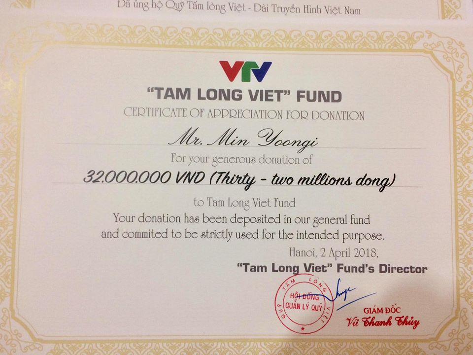 NgocHan0189's tweet photo. Tự Hào Là A.R.M.Y Việt Nam 😍😍😊😊
Yoongi à ! Anh thấy không ??
A.R.M.Y 베트남이 자랑 스럽습니다
Just One ! 오직 하나 ! 윤기 ah
#ForSugaForLife
#자발적인헌혈 https://t.co/fhS4vQa9xh
