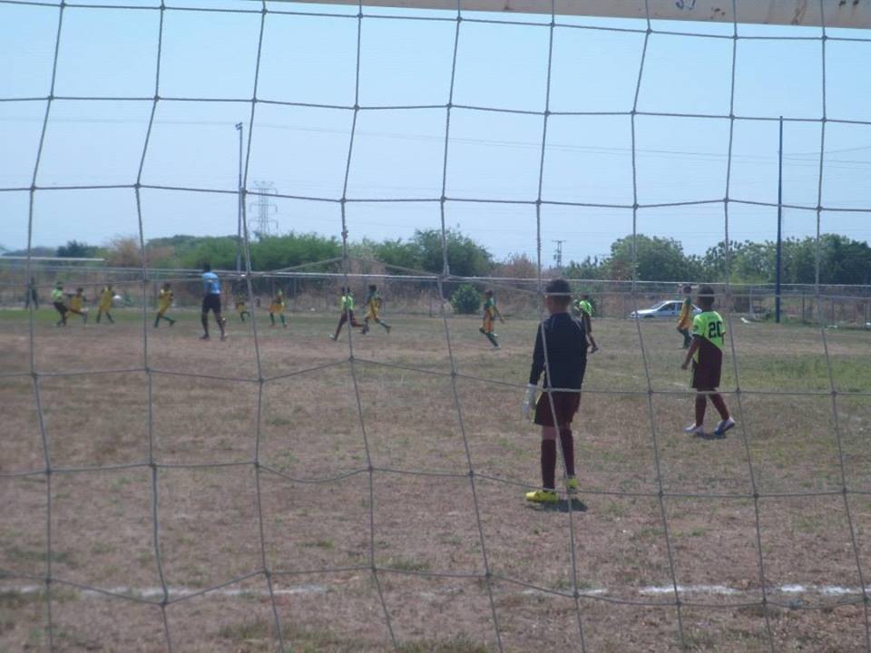 EMF_PAVECA's tweet photo. Nuestra #sub10 #estadal2018 vs Clubatleticosanjoaquin @EFM_PAVECA https://t.co/m7wGA45Pv3