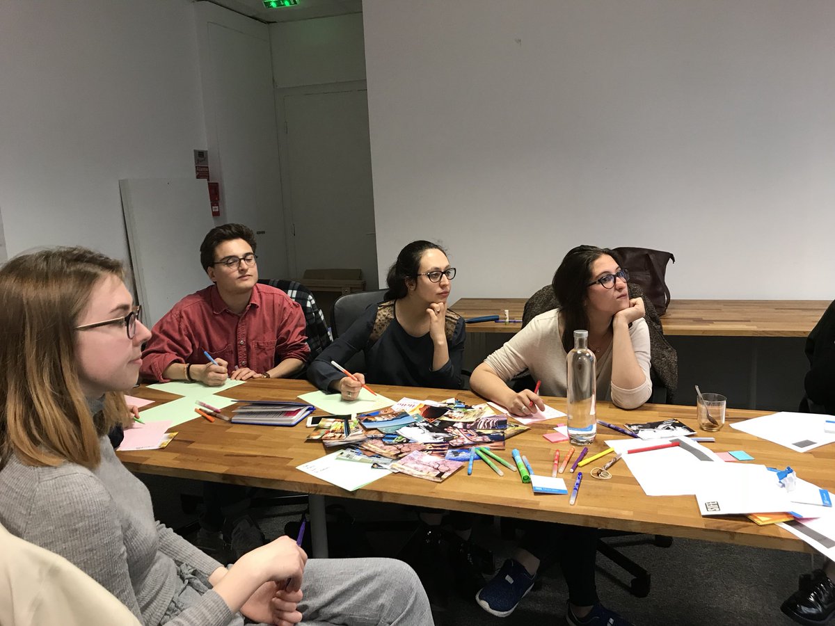 PaulaEnactus's tweet photo. @EnactusFrance animait un brainstorming pour le projet Le Baba afin de trouver un nom nouveau au sein de l’incubateur @Kiwanda__ ! Au programme créativité, créativité, créativité ! 🎨👩🏼‍💻✍🏼 https://t.co/KVtgMMQMG8