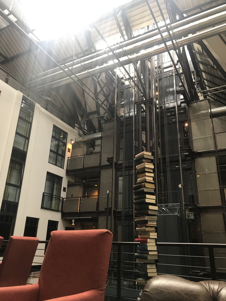 0x52R's tweet photo. @DierkEngelhardt @m_amann @RolfGlunz Bin bereits beim Aufbau der #trinte in Hamburg im @GastwerkHotel angekommen! https://t.co/n7VPVU6w6j