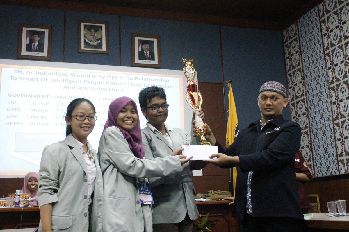 PEDCMache's tweet photo. Congratulation PEDC as Second Winner in Nine City 2017 (Nata,Jessie,Danial) https://t.co/qZpMYY3ZC7