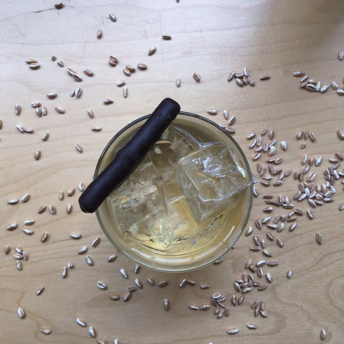 EnotriaCoe's tweet photo. 250 blends and five years in the making. The Farmer and The Bartender: #KoniksTail
martini with a dash of Talisker Skye @GoodBrosWine @EC_BenG https://t.co/s5t15ND0k4