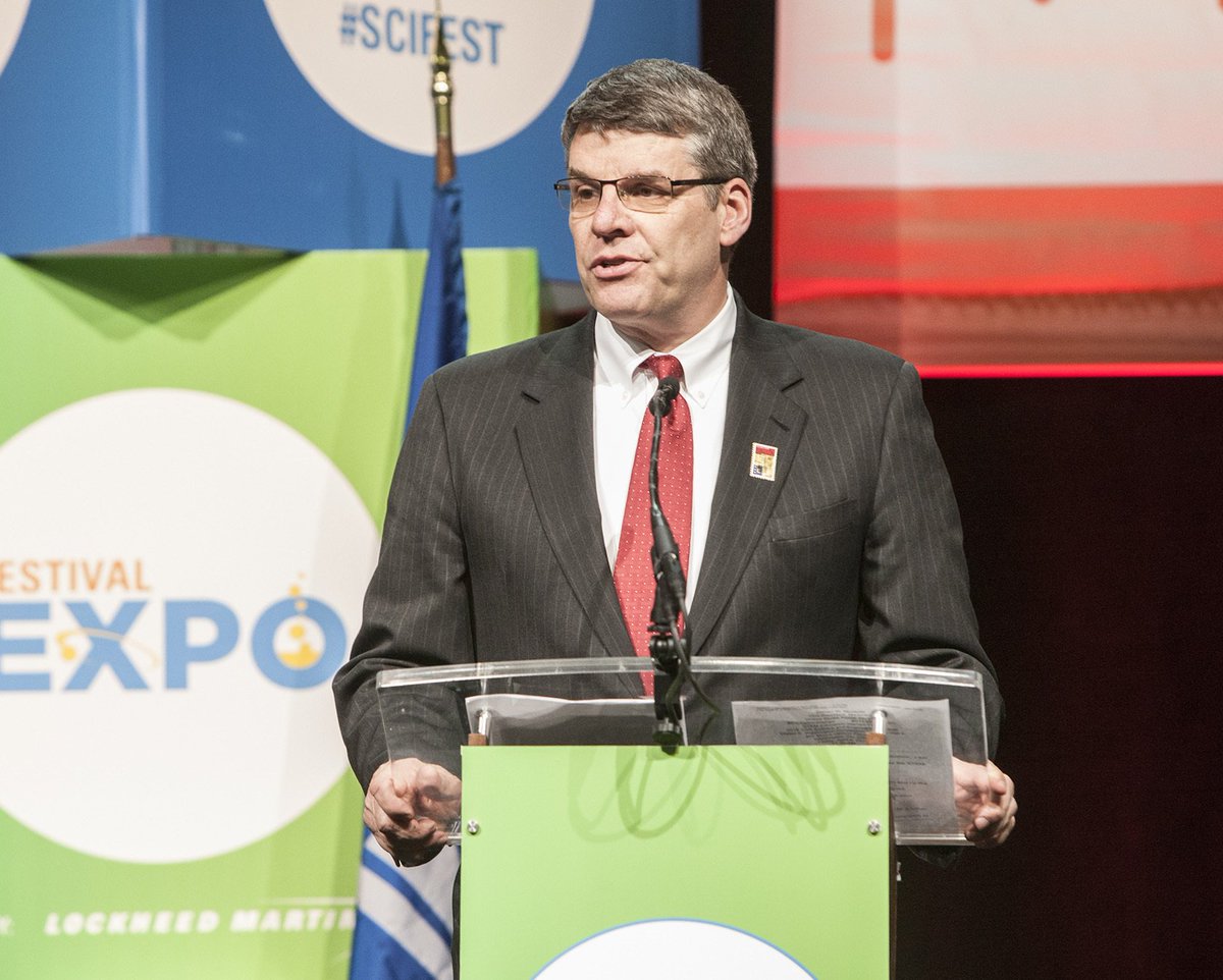 USPS's tweet photo. Highlights from last week's #STEMEducation stamp dedication at @USAScienceFest's #SciFest! The stamps are now available for purchase at https://t.co/CQvL3r1P8k! https://t.co/ZpBBFUO1KL