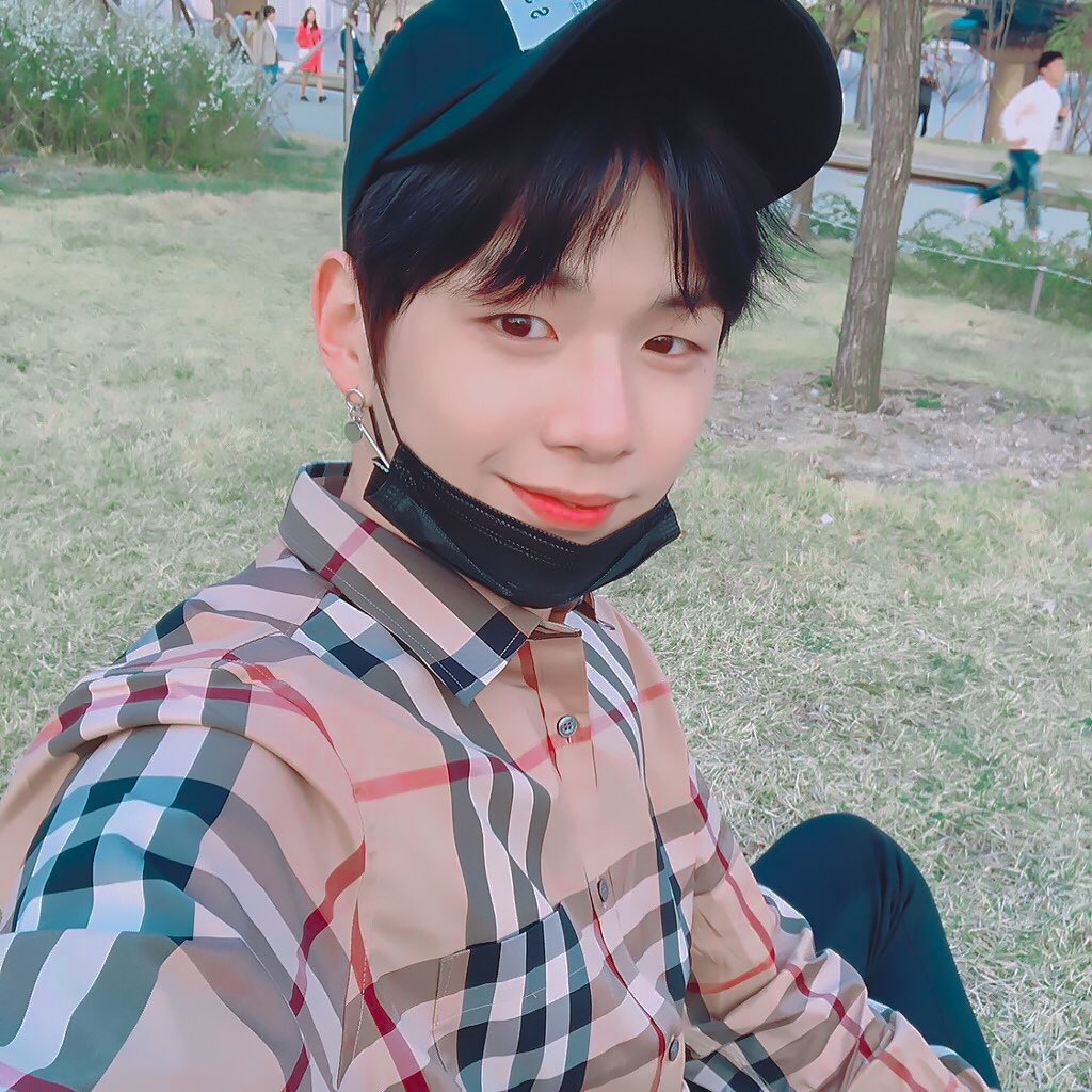 comeback2mex's tweet photo. "อยากได้" https://t.co/hGR16MnTgc