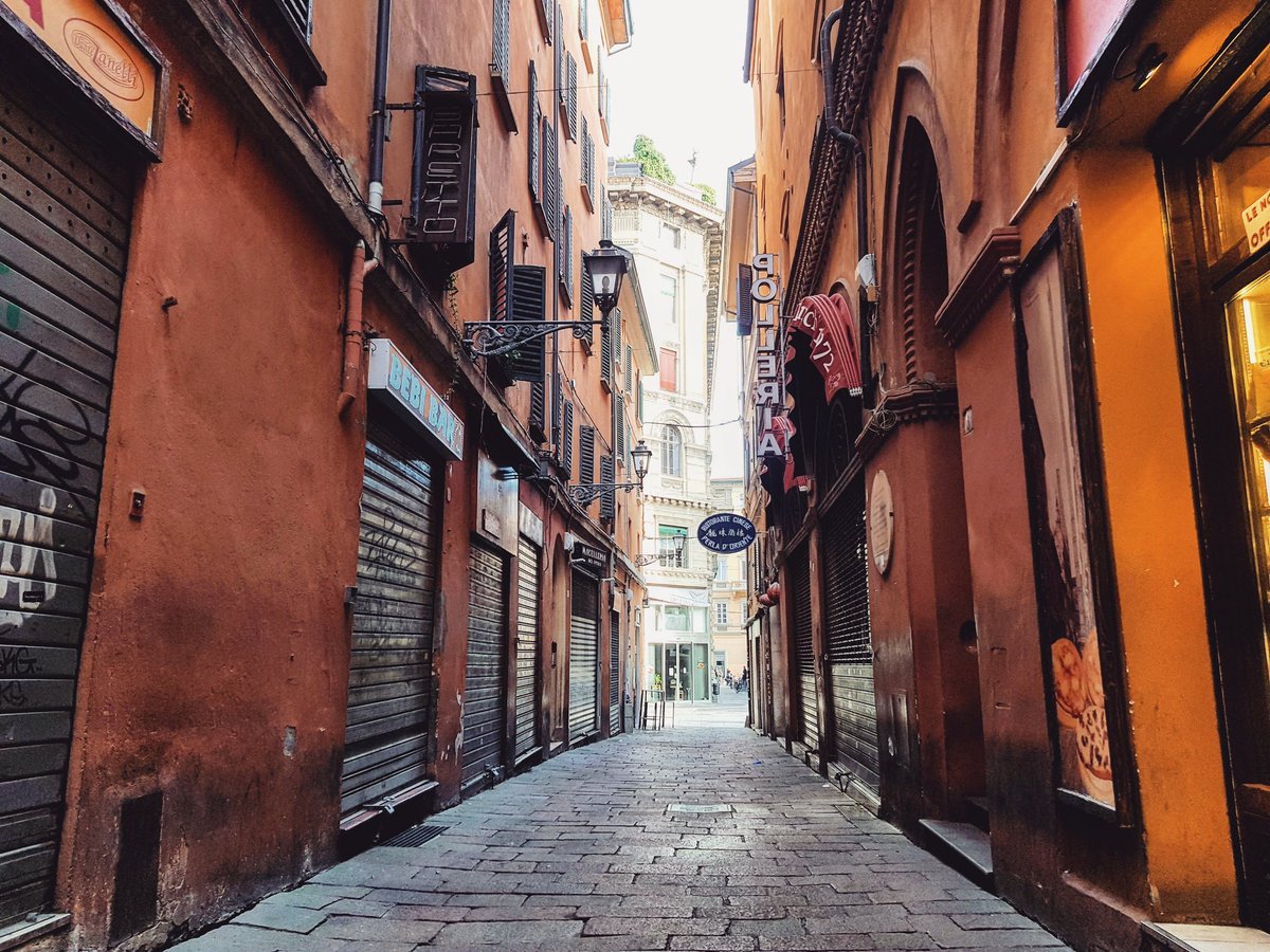 svitforyou's tweet photo. Beautiful streets of #Bologna, #Italy
_
#ItalianBreak🇮🇹
#travel #travelblog #travelblogger #traveling #exploring
RT https://t.co/PrYizb7Htq