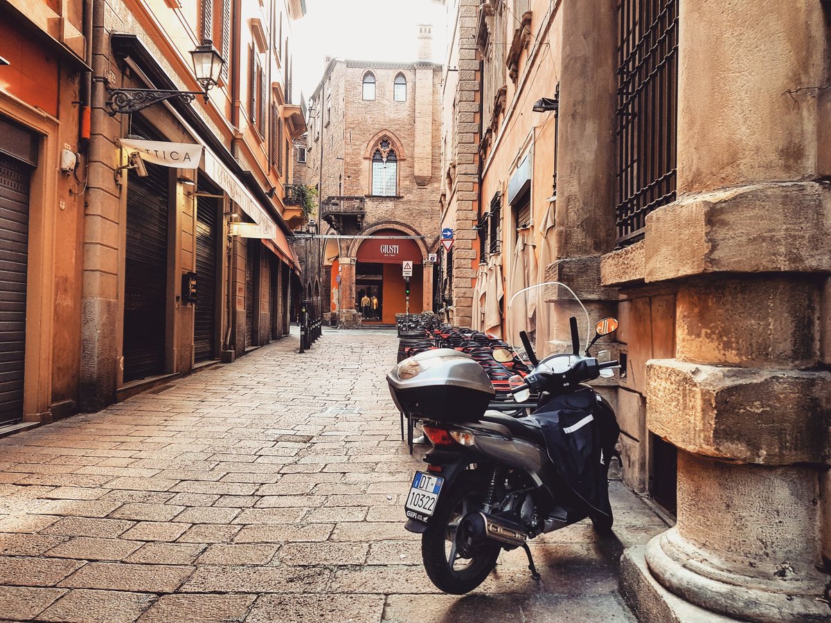 svitforyou's tweet photo. Beautiful streets of #Bologna, #Italy
_
#ItalianBreak🇮🇹
#travel #travelblog #travelblogger #traveling #exploring
RT https://t.co/PrYizb7Htq