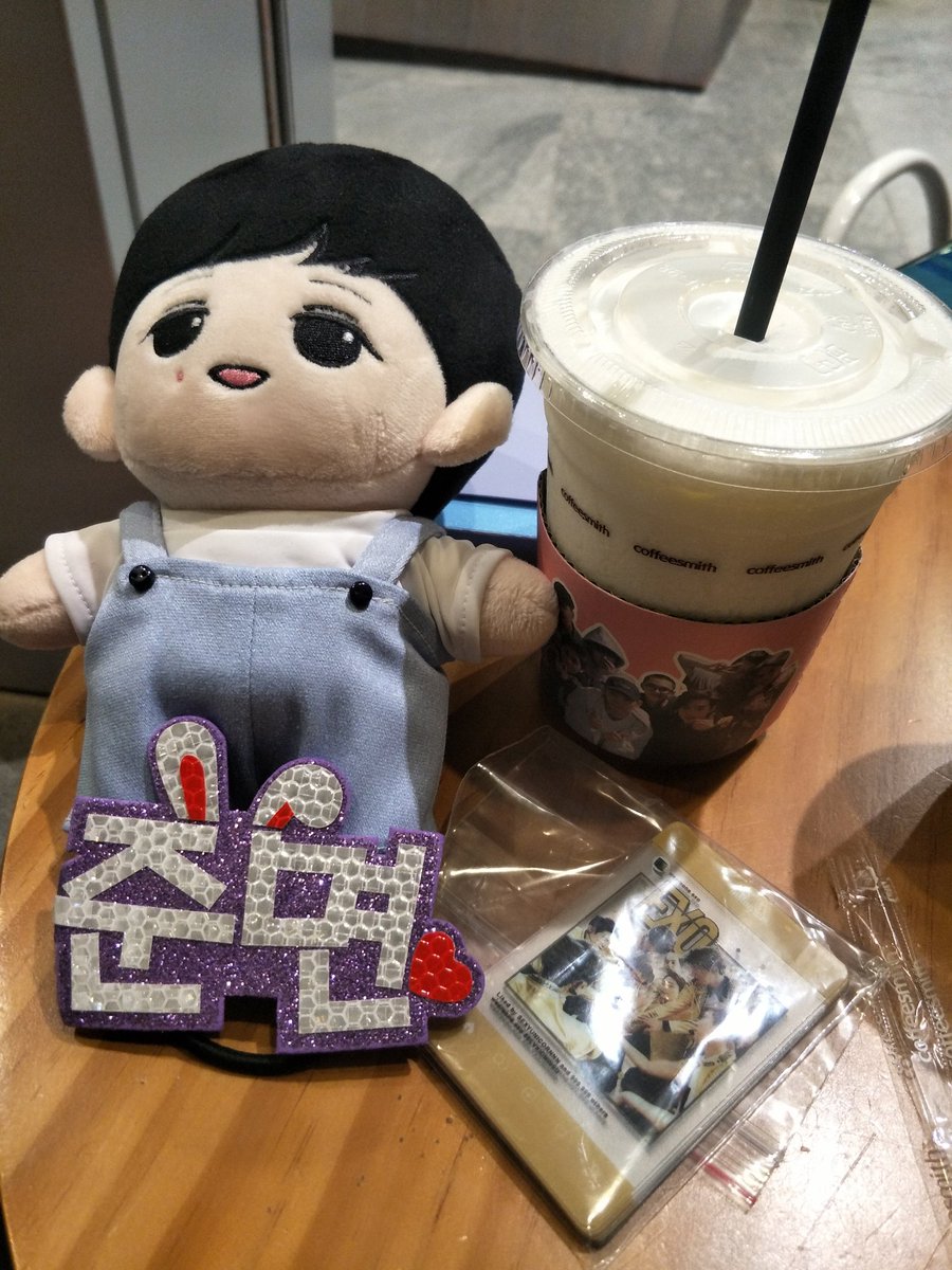 SEXYUNICORNNN's tweet photo. Came back today and had fun today W @yixingthesheep #CJWU https://t.co/8iUdVB6X7I