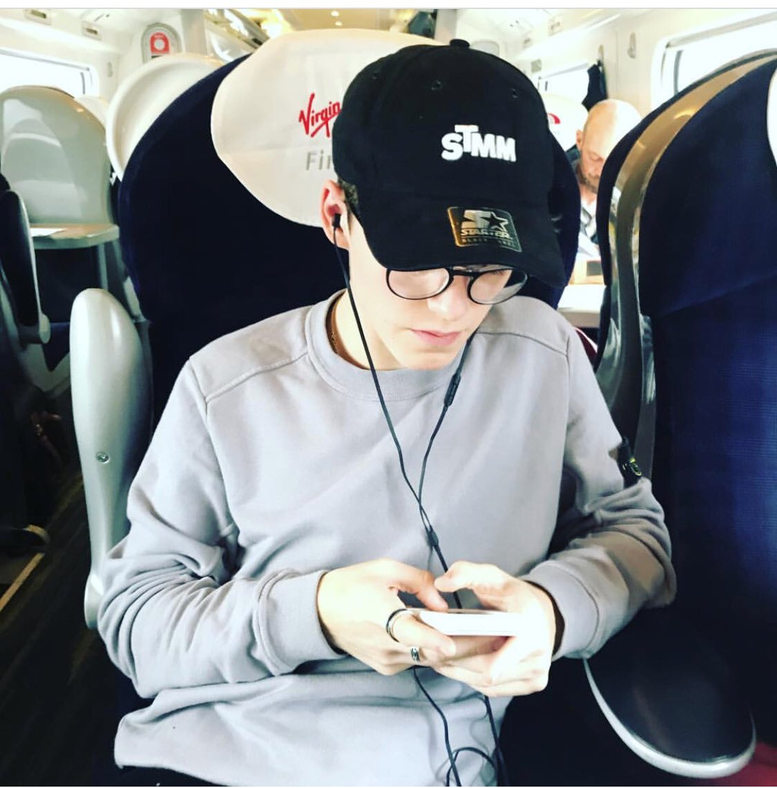 fixedonchloe's tweet photo. So so proud of you over the last few days you have been stronger than ever I hope you have a speedy recovery you are looking so much better I’m so happy you are going home and I can’t wait to see you soon I love you so much ❤️❤️#GetWellSoonReece @NewHopeReece https://t.co/ZOMwDilXbA