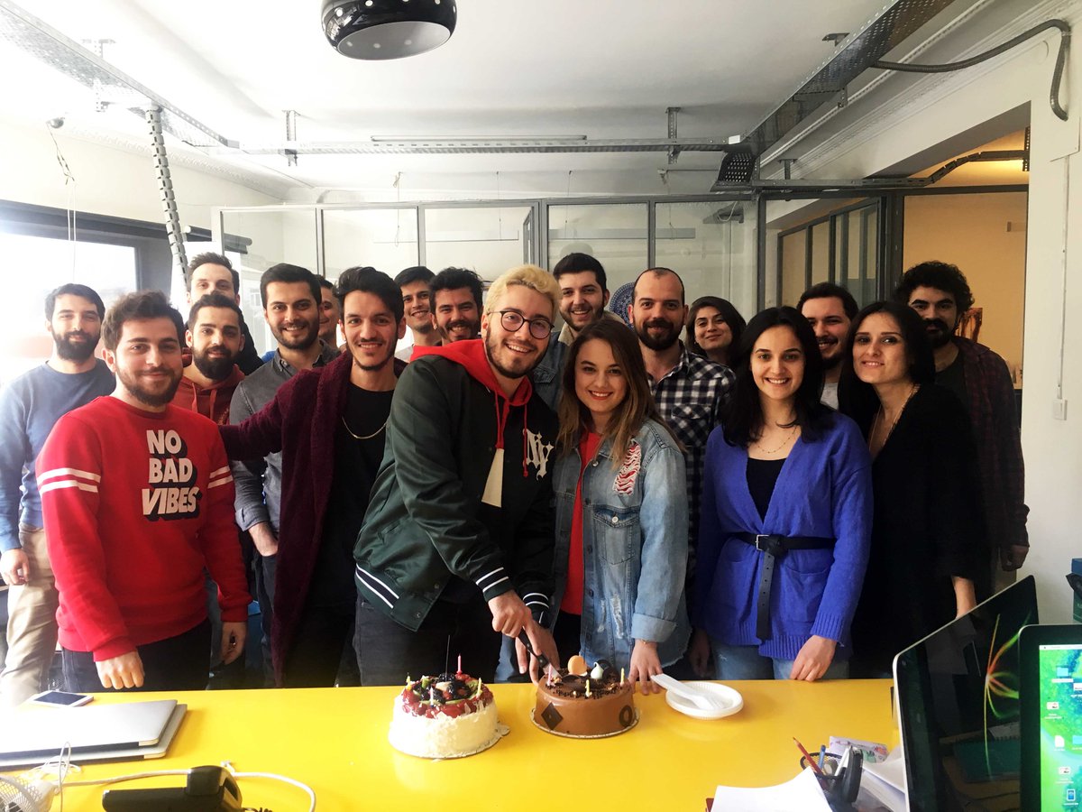 Sevdiklerinle Beraber Nice Mutlu Yıllara  🎉🎂😊 <a href="/enesbatur00/">.</a>