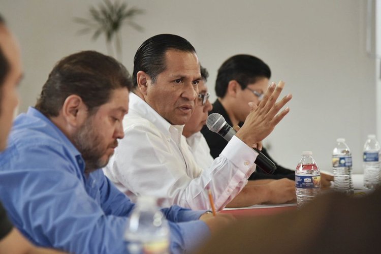 Forma y Fondo tweet media