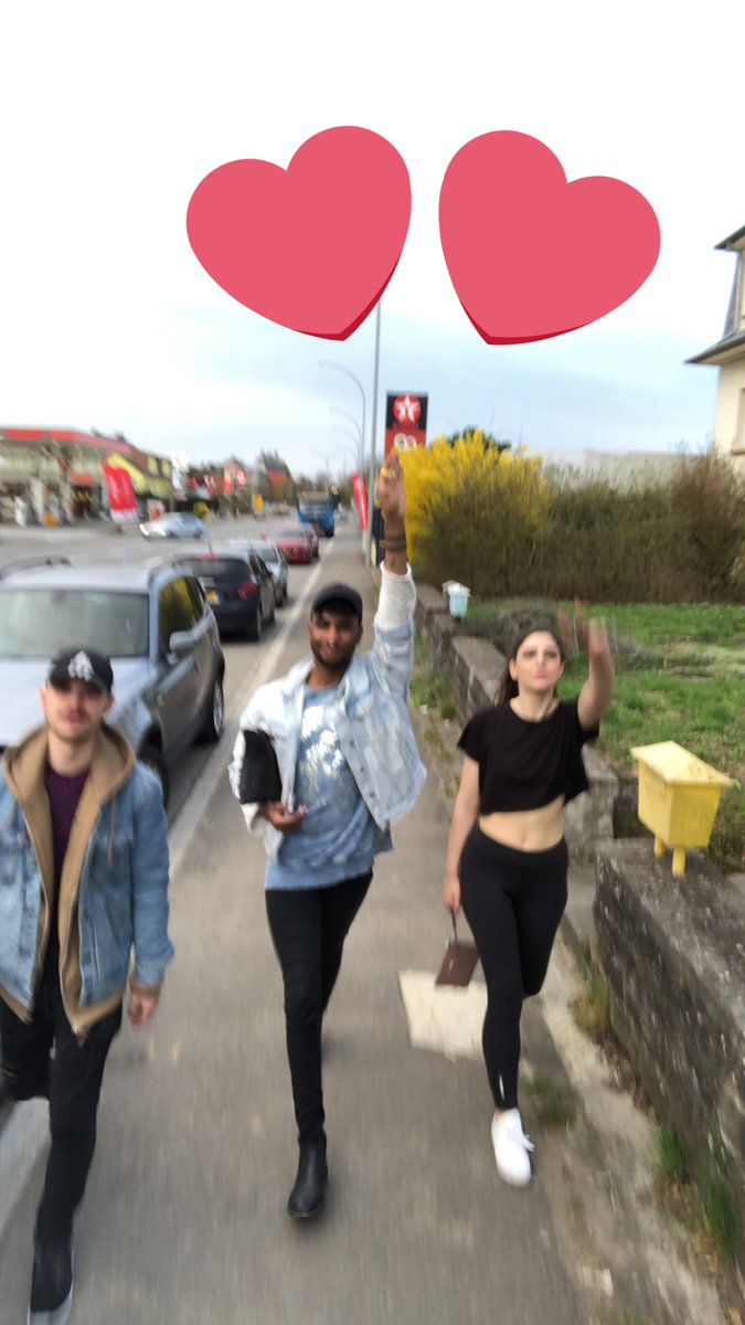 Nyoko_Ono1's tweet photo. Surround yourself with supportive people, that help you to reach your higher self. Together the better, and i do have amazing friends ♥️. #Flazeda https://t.co/R7pTZWXkh1