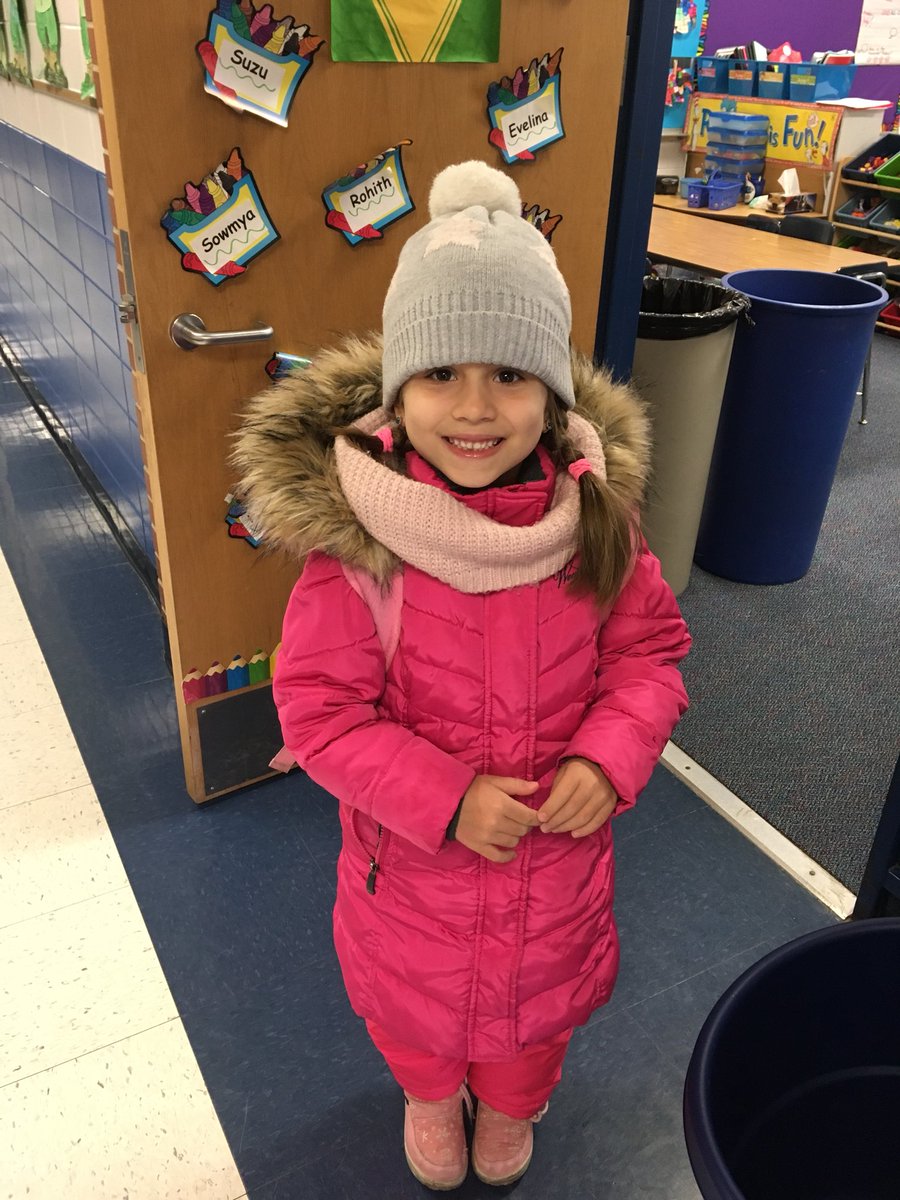 MissEisenhuth's tweet image. We can’t wait to post our @Flipgrid &amp;amp; share this beautiful spring weather with the kindergarteners all around the US who we are collaborating with! #WeatherProject #IvyHillLeague @mr_swingle #TechnologyIsAmazing #TechChat #KinderChat