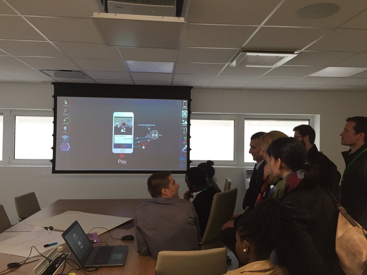 medinlab's tweet photo. Les #StartUp #Cipen et @_nosoft 💡présentent leurs outils d’ #innovation au #MedinLab @EDF_PACA avec la participation de nos employés. Inventons #demain ensemble ! ➡️ https://t.co/HwLDKjs4sO