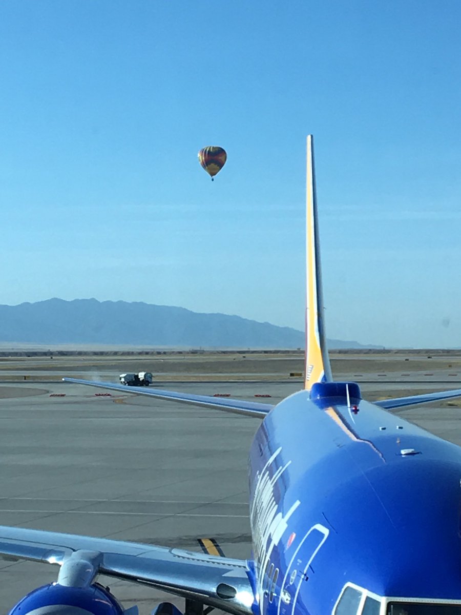 Don_Bridges's tweet image. Now that’s an unusual sight.  #RestrictedAirspace