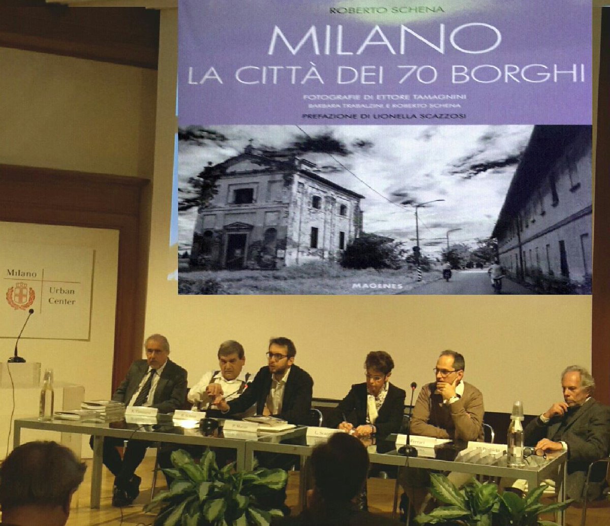 ginugiola's tweet photo. Grazie Roberto #Schena, brillante esploratore della città, appassionato giornalista e storico,autore pregevole volume #LaCittàdei70Borghi presentato da assessore @ComuneMI @PierMaran con Consigliere #Pantaleo #MilanoPolicroma #AssociazioneCascinaLinterno #ildiciotto #UrbanCenter https://t.co/BnGTnE85It