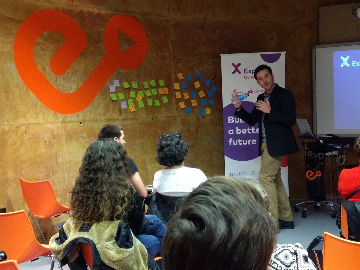 OviedoEmprende's tweet photo. Una interesante sesión esta tarde: #ExplorerOviedo: "Negociación y resolución de conflictos" con Pablo Campos en @taluderia @ExplorerOviedo @ExplorerByX  @emprendecise @bancosantander. Presenta @danielgalonso cc @aytoviedo @uniovi_info https://t.co/gUxKTNv339