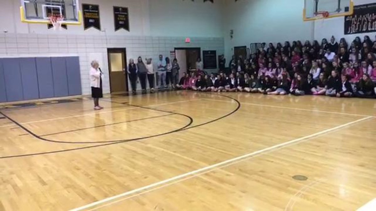 delawareonline's tweet photo. Padua welcomes back Principal Cindy Mann https://t.co/xOjJDDpKeg https://t.co/Ts7hq2oCSo