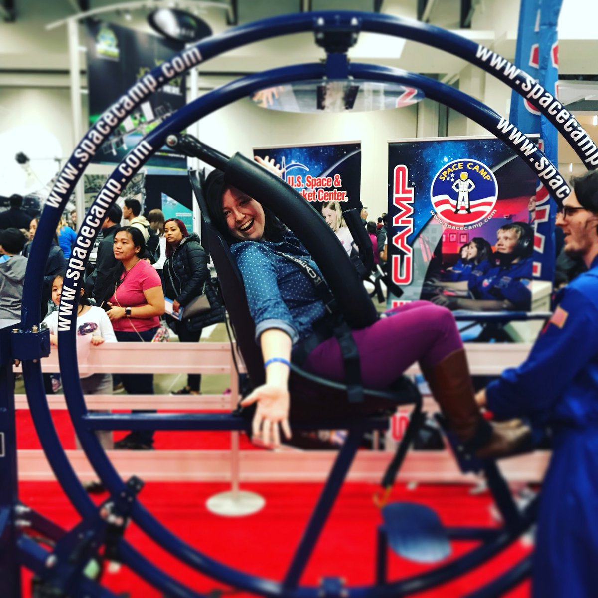emilyhmarkowitz's tweet photo. I took on #spacecamp 101: The Tumble #nasa #scifest #astronautmaterial #usasef #stem #xstem USA Science and Engineering Festival @USAScienceFest https://t.co/ysgn2jX5ZH