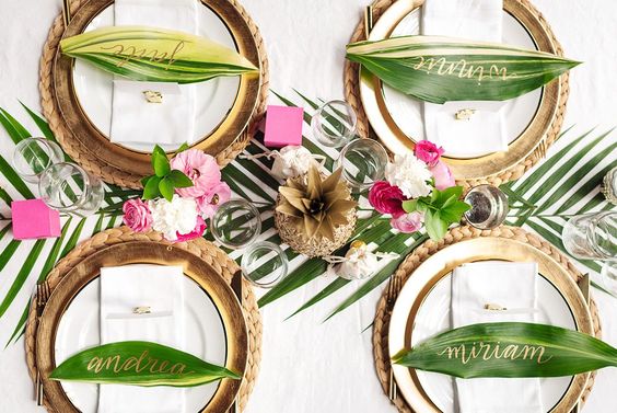GreatBarnVenue's tweet photo. Transport your guests to a tropical paradise with this design inspiration! Bring on the pineapples and palm trees! 😎🌴🍹 https://t.co/CNW0yJgBc0
 #weddingideas #moderntropical #weddinginspiration

For more inspiration, follow us on our Pinterest page! x

https://t.co/RPUWIru42B https://t.co/Nyu1Zjw4HL