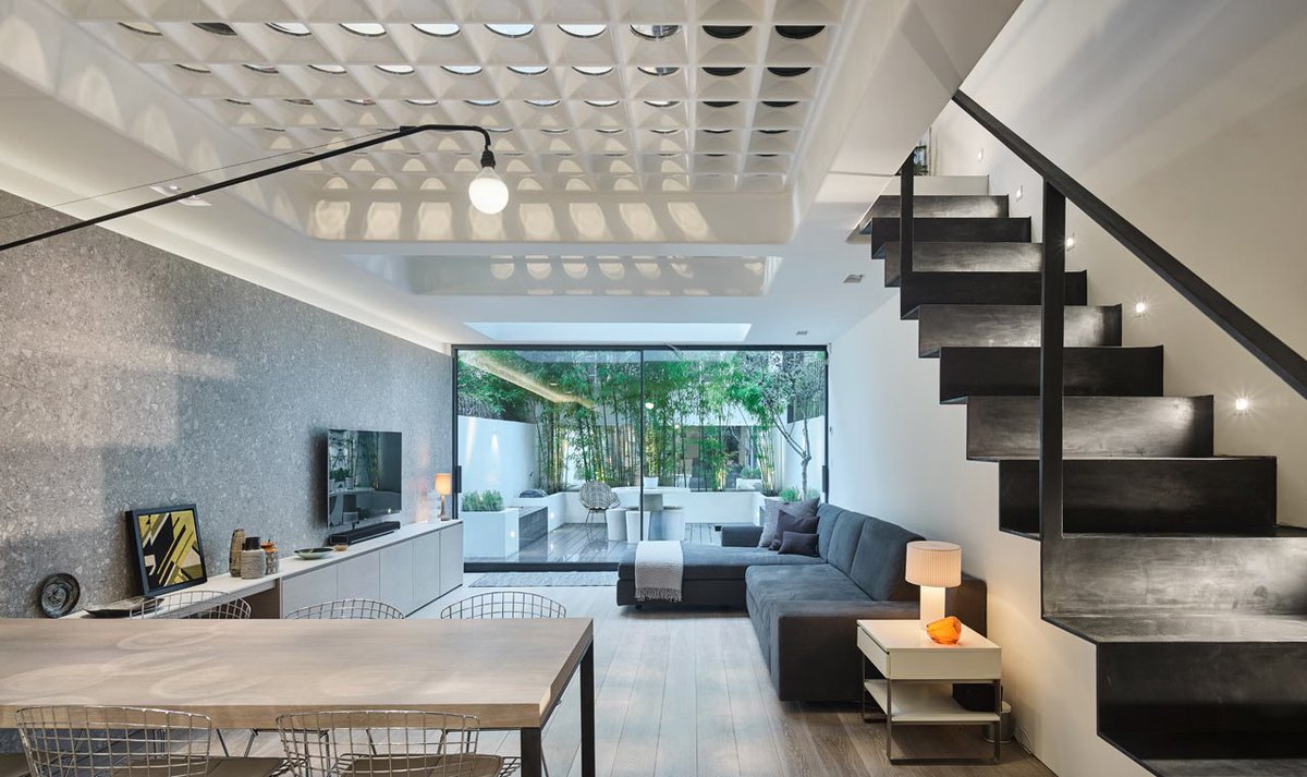 The_Coolector's tweet photo. First class piece of contemporary architecture called the Perf House from @AndyMartin_ama:

https://t.co/DoOb7wvPOj

#architecture #design #interiors #interiordesign https://t.co/cFROGD3Z1y