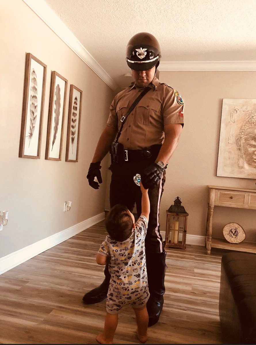 MiamiDade_SO's tweet photo. You never know who is looking up to you. 💙 Today is Officer Munoz's first day on #MDPD's Hammocks District Motors Unit. Join us in congratulating him! 👏 #MDPDprotecting https://t.co/4UqxD4HfOV