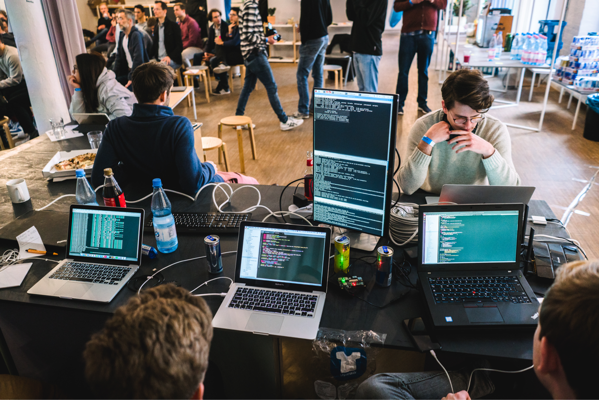 weeveiot's tweet photo. Browse through the photos of the last Ethereum Camp here: https://t.co/Gh5poybngD Photo creds to: Erik Gross Photography, hosted by @ethereumcamp at @blogfabrik_ber. #weeveOS #Ethereum #IoT #Blockchain #EthereumCamp https://t.co/ZfTVgO82ue