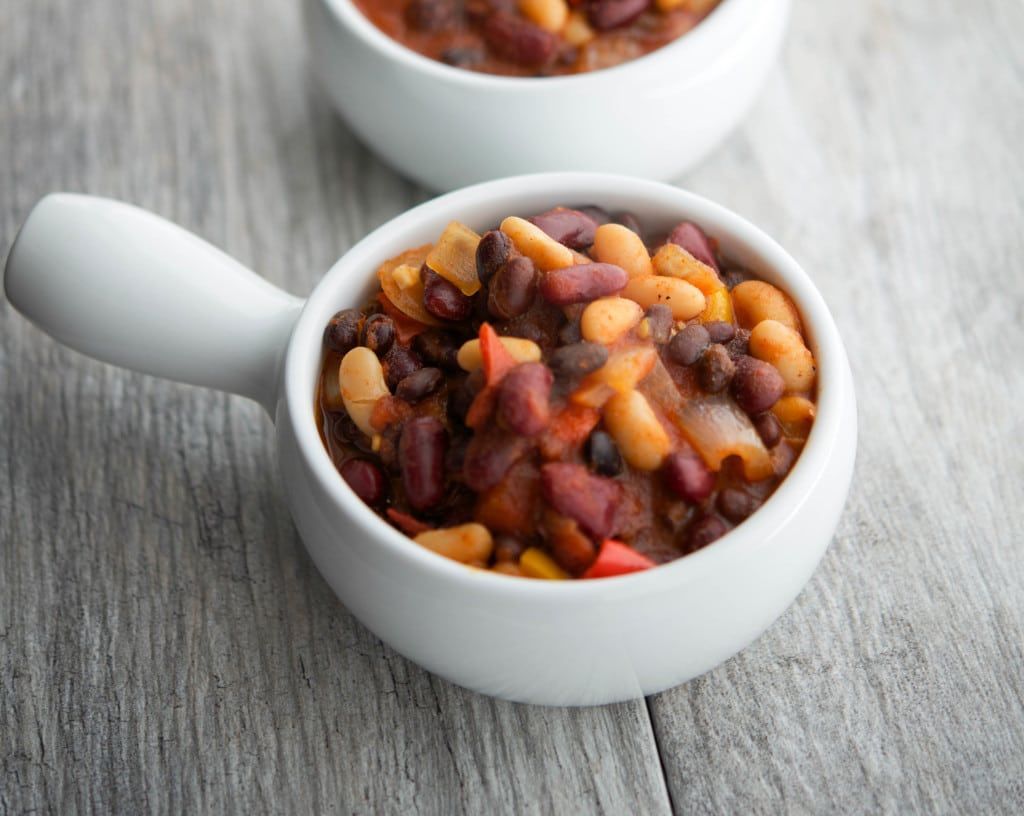 CarriesExpKtchn's tweet photo. Slow Cooker Vegetarian Three Bean Chili https://t.co/2cOm9TPw6d #chili #vegetarian #beans #MeatlessMonday https://t.co/Qp3muvWPA5