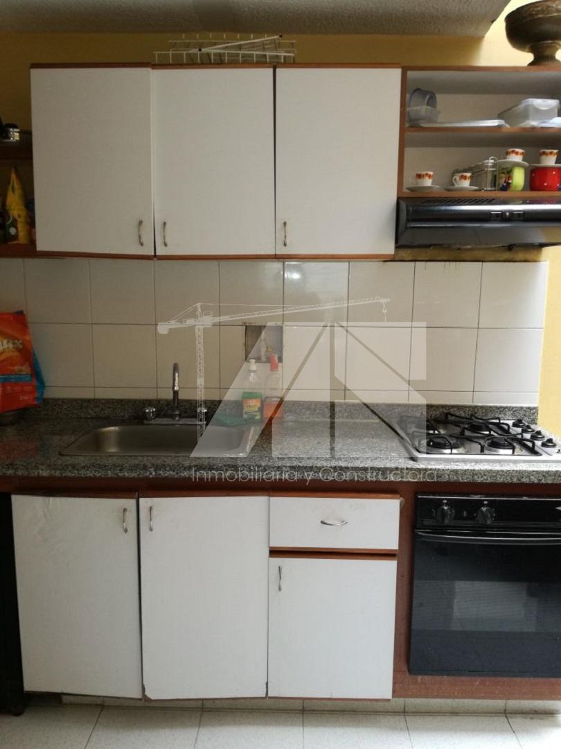 ASconstructora's tweet image. Casa en Venta Bogotá Pradera Norte
Venta Casa pradera norte Conjunto Toscana Norte Área 104 3 baños, 4 hab, 3 pisos y sótano, Garaje, estrato 4. Calle 168 No. 14-55 Int. 4 Casa 8 $290.000.000 Administración $330.000. Info +57 312 312 6868