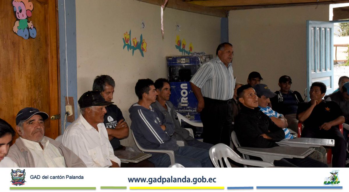 GAD10447289's tweet photo. Socializan proyecto de Casa Comunal para el barrio #Tapala. #Palanda #ZamoraChinchipe. @zamoraendirecto
@ElAmazonicoEC @egbs61 @VistoLoja @AMEcuador
@comagaec https://t.co/F0bcmu4mmH https://t.co/u73qg3fTH4