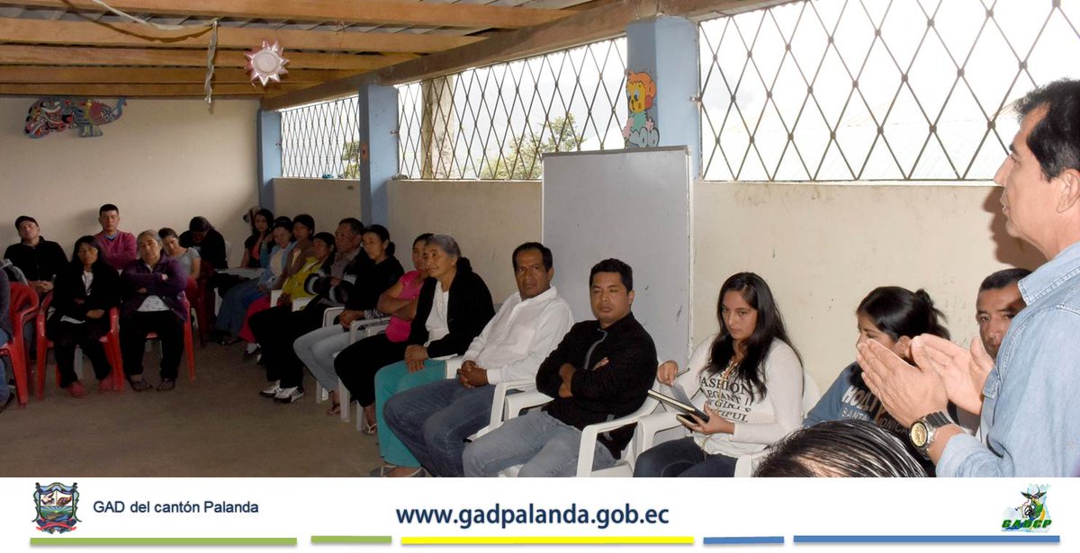 GAD10447289's tweet photo. Socializan proyecto de Casa Comunal para el barrio #Tapala. #Palanda #ZamoraChinchipe. @zamoraendirecto
@ElAmazonicoEC @egbs61 @VistoLoja @AMEcuador
@comagaec https://t.co/F0bcmu4mmH https://t.co/u73qg3fTH4