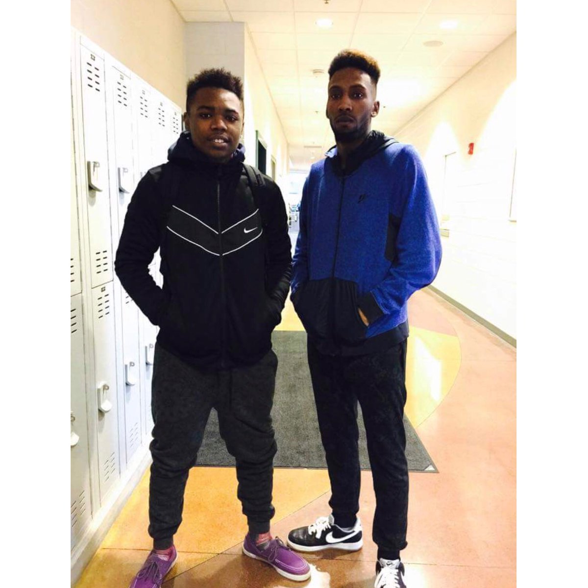 Kid_Retro101's tweet photo. Sitting up thinking how you used to have all these gyms rocking ,every d game popping ,everywhere you went untouched cause niggas ain’t start shit but niggas couldn’t stand to see my cousin win 😪💔 #westdaprez #ripwest #westworld https://t.co/pIHWTRrTAM