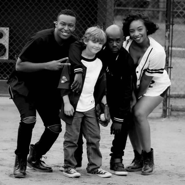 traychaney's tweet photo. “No amount of kindness no matter how small, is ever wasted”.
Behind the scenes...Kid Dash, played by Me (Tray Chaney), Sabrina, played by Taylor Reeanna Johnson, Bobby, played by Carlton Dawson and Lucas, played by Christian Register. #AngelsInRocketField. Dir by @pamelajperrine https://t.co/eRW95A4asV