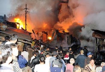 kajal696's tweet photo. #अग्नि_रक्षक
Under #SaintMSG_Initiative76 the volunteers help needy people who are trapped in fire. The team save the lives and livelihood of people. https://t.co/Cm0MSaNJpT
