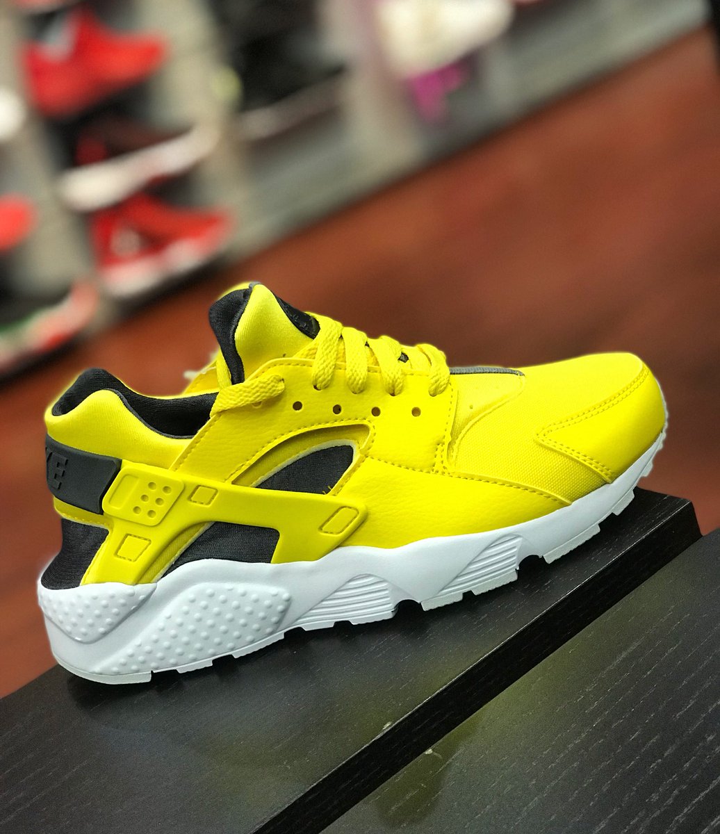 yellow huaraches grade school