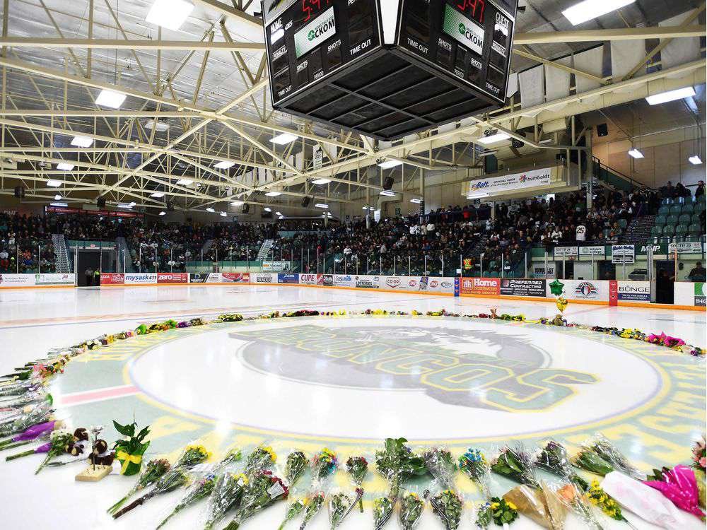 atBenSmith's tweet photo. Iโm really proud to say that all of our @ycdsb schools will be standing with the @HumboldtBroncos on April 12 as our students and staff wear their jerseys to school to honor the team and support the community #HumboldtStrong https://t.co/NkyqveQpHl