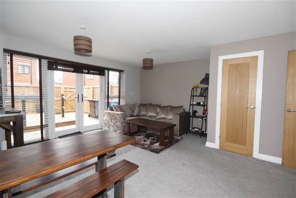 BriscombeNutterStaff tweet media