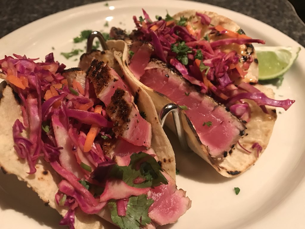 Monday’s are much better when you have fresh Ahi Tuna Tacos on your plate 😋 🐟 🌮 #KnoxvillesBest #SeaToTable #KnoxRocks