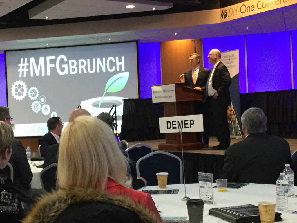 easyriderstable's tweet photo. Emphasizing the importance of high tech manufacturing, @JohnCarneyDE addresses a packed house @delawaretech  during #mfgbrunch https://t.co/ti85M2H6lD