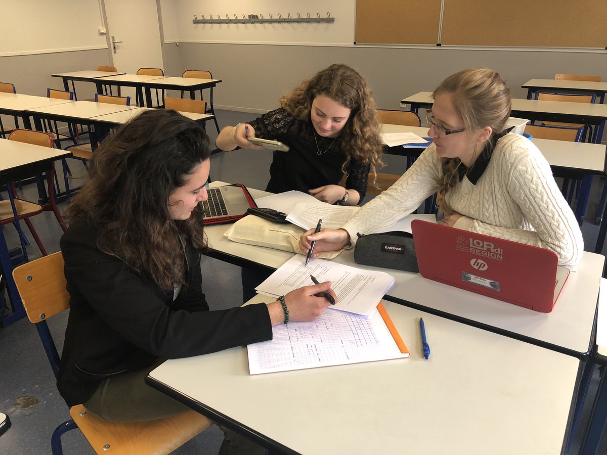 asso_CSK's tweet photo. Nous avons publié les photos de l'étape régionale de l'édition 2018 du #TFJM, qui s'est tenu ce week-end sur le campus de l'@enacfrance, avec le soutien @Asso_Animath @CNRSMip @enacfrance : https://t.co/edYNnMADOL. N'hésitez pas à partager ! https://t.co/WL7m4LtQLd