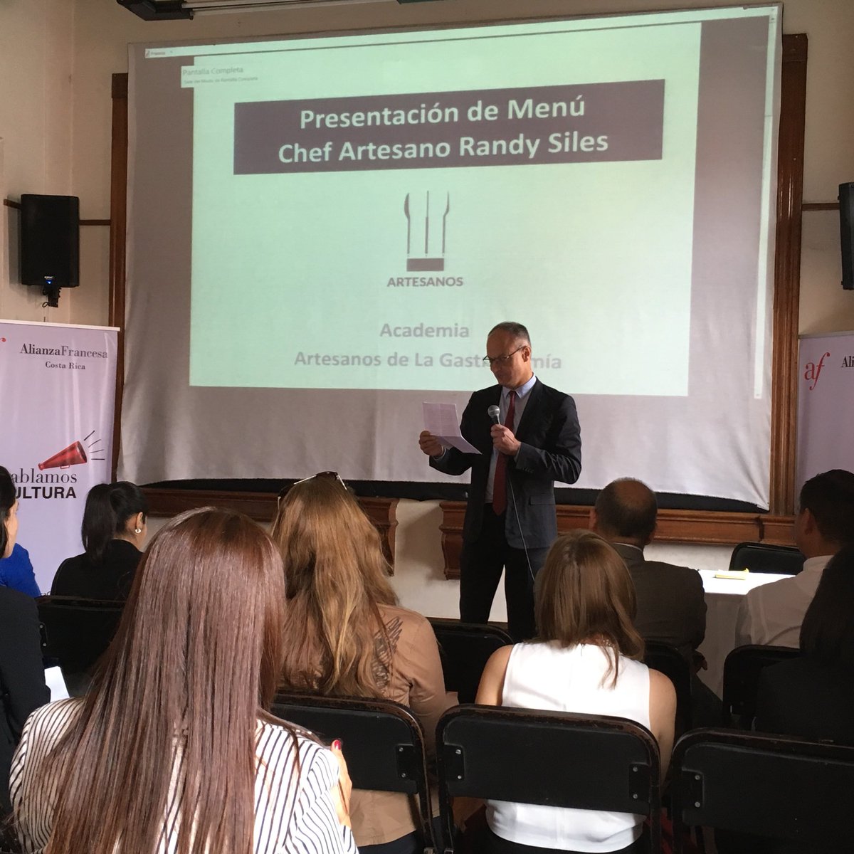 AFSJCR's tweet photo. El chef Randy Siles representará a Costa Rica en Francia, junto con chefs ganadores de las 3 estrellas Michelin https://t.co/b7iitbEo4k