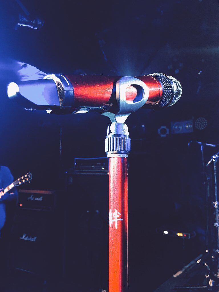 fesfem_s_lion's tweet photo. 愛器です。良い音出ますし、気合い入りますよ!
#e935
#ew500
#Sennheiser
#ゼンハイザー https://t.co/9H81Ow7MdP