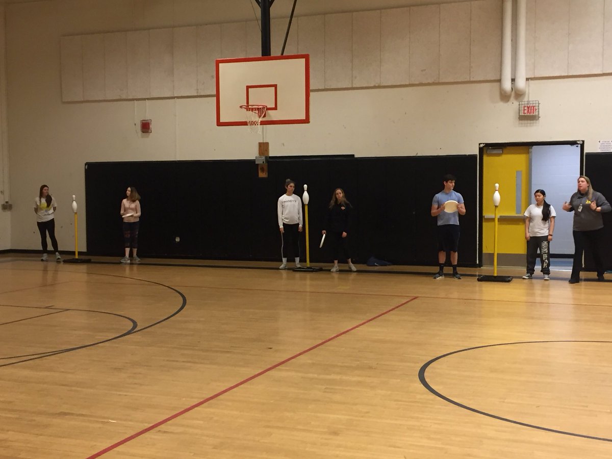 AmityRegionalHS's tweet photo. Awesome interdisciplinary PE class for backyard games unit! Go Teamwork! Collaboration with CTE dept who researched and designed game equipment. #CTSees #Theme #AmityRegion5 #SSACE #AR5 https://t.co/ZXhPELR58v