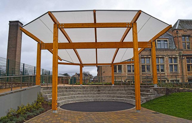Fordingbridgedb's tweet image. We get to work on all kinds of projects, even #amphitheaters. Here’s one example here, at a school in Nottingham tinyurl.com/ybtd3k83 
#canopy